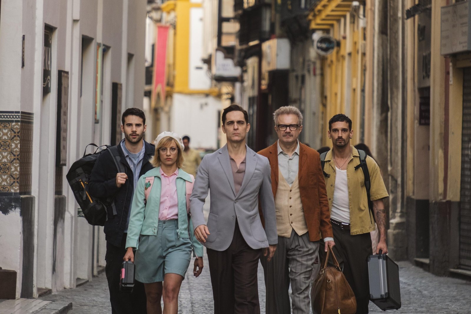 Berlin art heist storyline visual